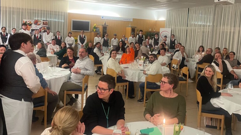 Abendrestaurant 2HF und 2AT - 2